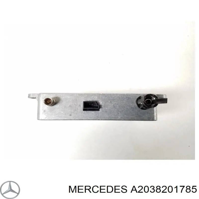 A2038201785 Mercedes Усилитель сигнала антенны