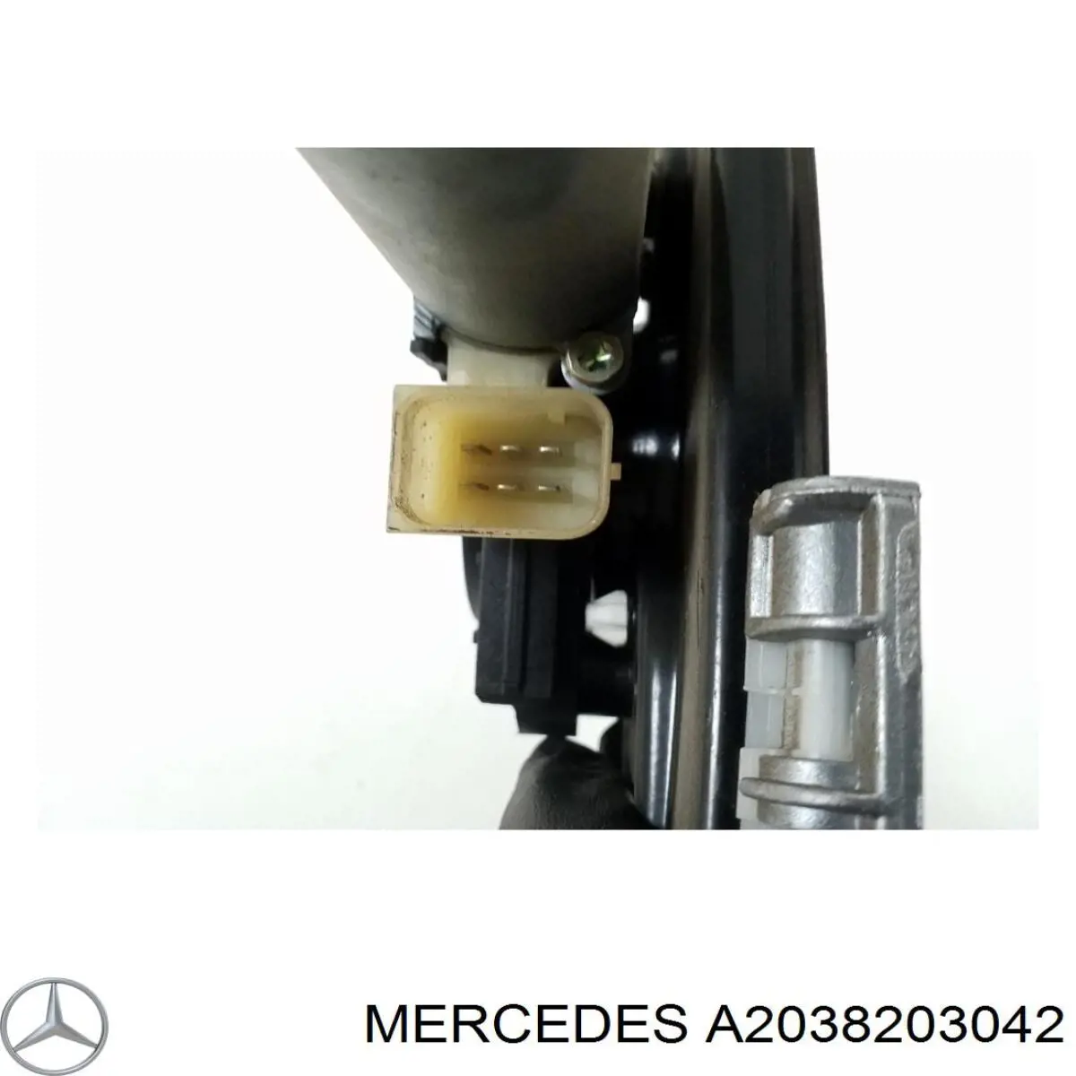 Мотор стеклоподъемника двери задней правой Mercedes A2038203042 цена, от 12.67 USD