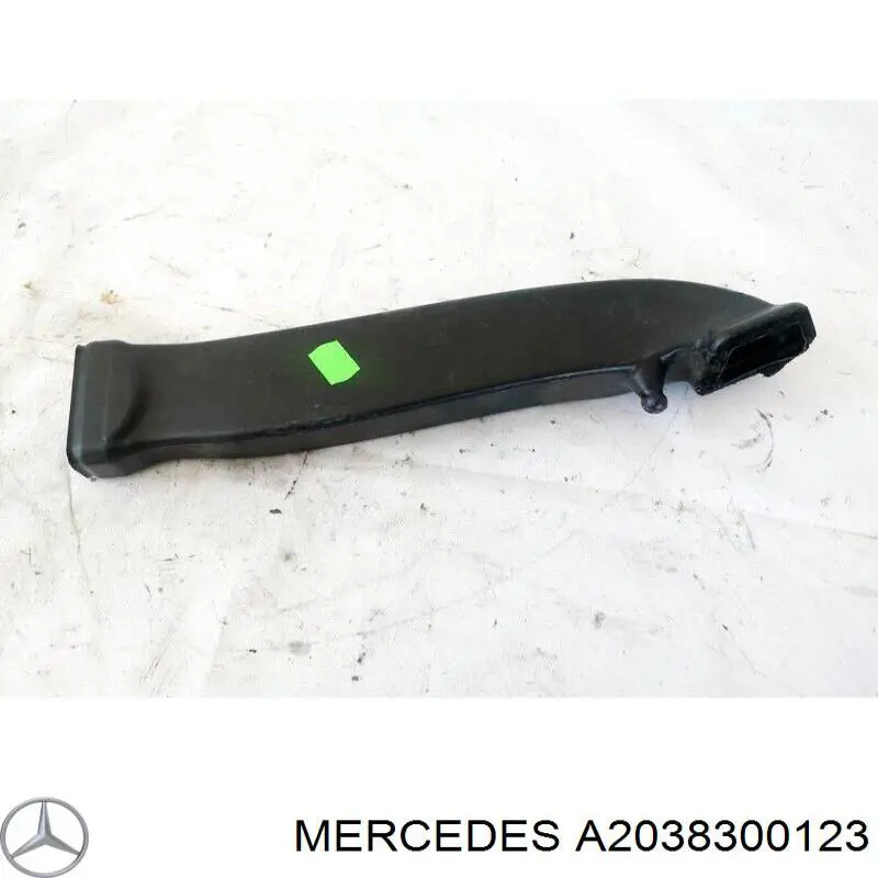 Дефлектор обдува салона Mercedes A2038300123 цена, от 6.30 USD