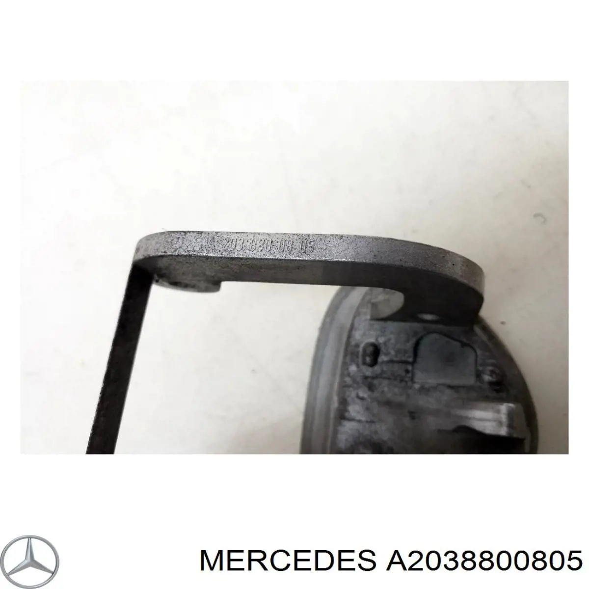 Крышка форсунки омывателя фары передней Mercedes A2038800805 цена, от 9.03 USD