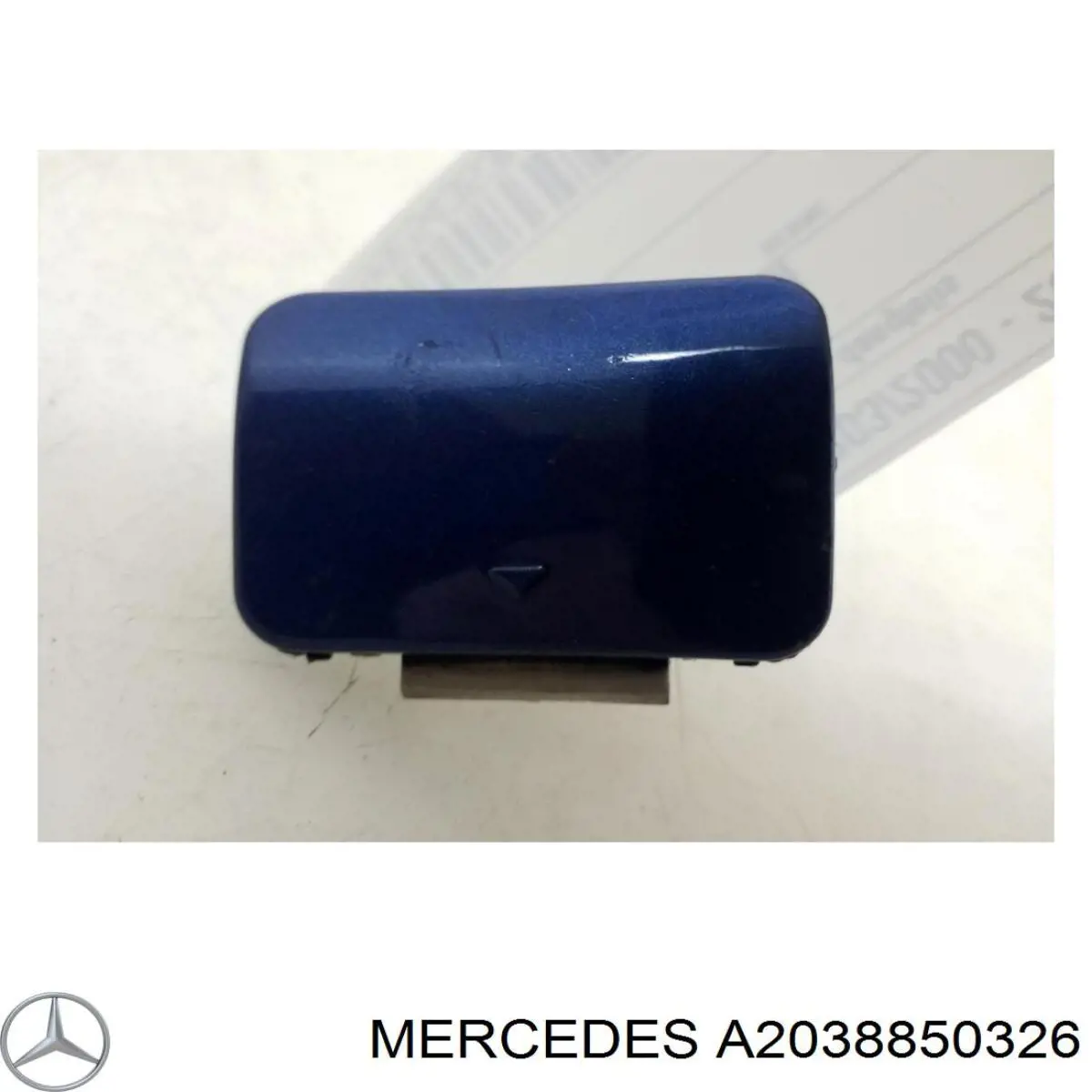 A2038850326 Mercedes Передняя заглушка бампера буксировочного крюка