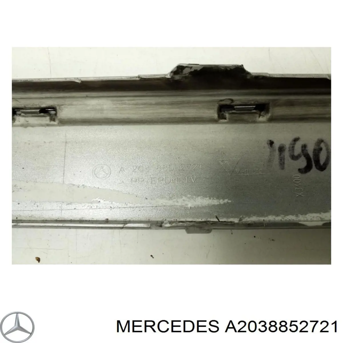 Накладка бампера заднего левая A2038852721 Mercedes