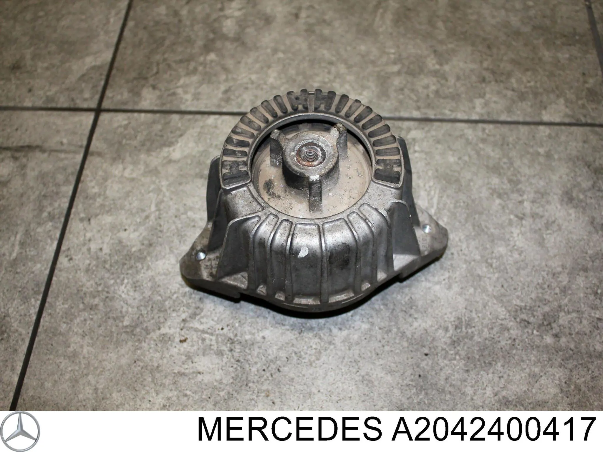A2042400417 Mercedes Подушка (опора) двигателя, левая