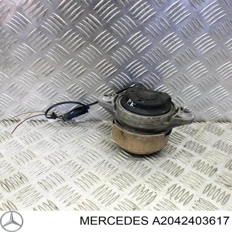 Левая подушка двигателя A2042403617 Mercedes