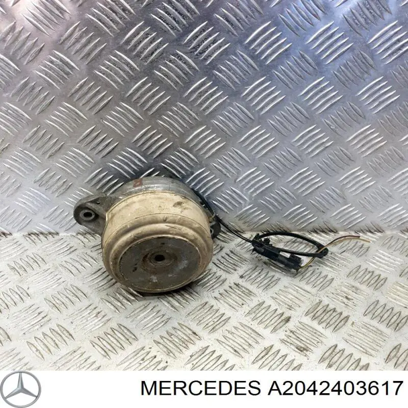 A2042403617 Mercedes Подушка (опора) двигателя, левая