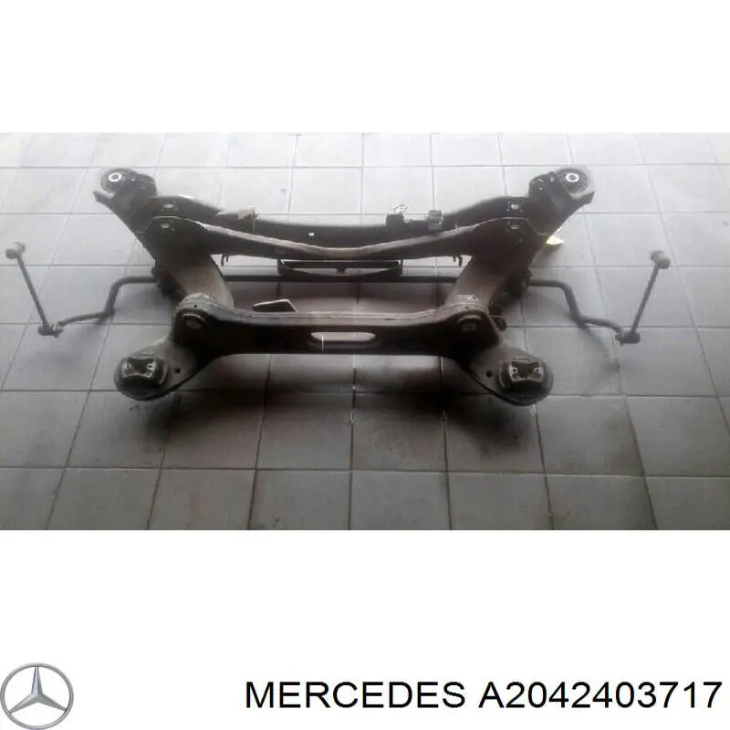 A2042403717 Mercedes Правая подушка двигателя