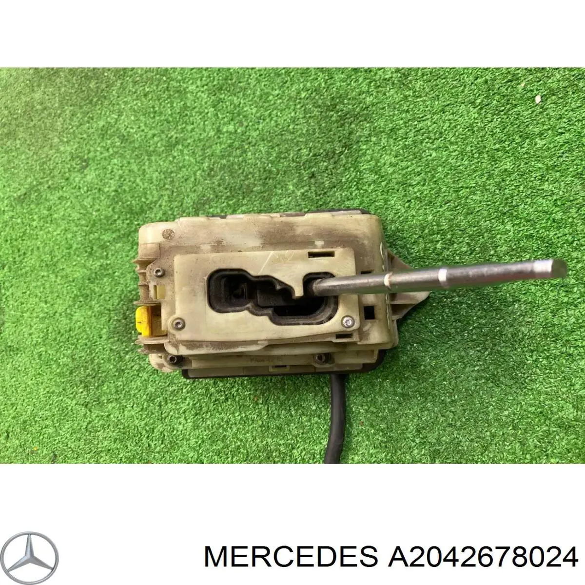 Кулиса переключения передач A2042678024 Mercedes