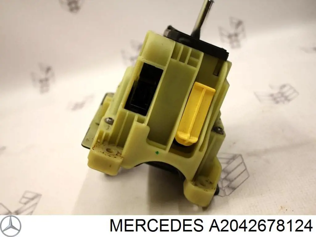 2042678124 Mercedes Кулиса КПП