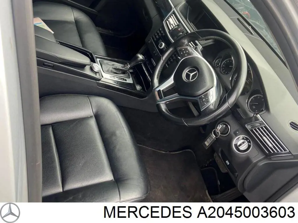 Радиатор A2045003603 Mercedes