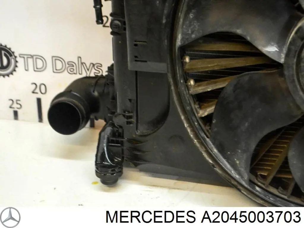 Купить A2045003703 Mercedes Радиатор водяной