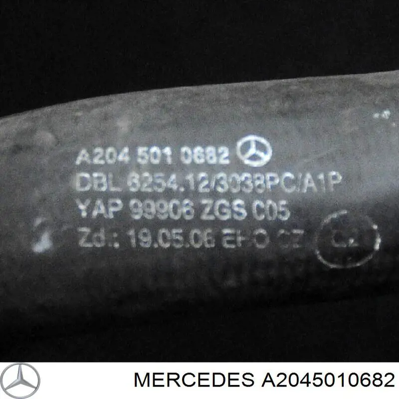 Нижний патрубок радиатора Gates 052962