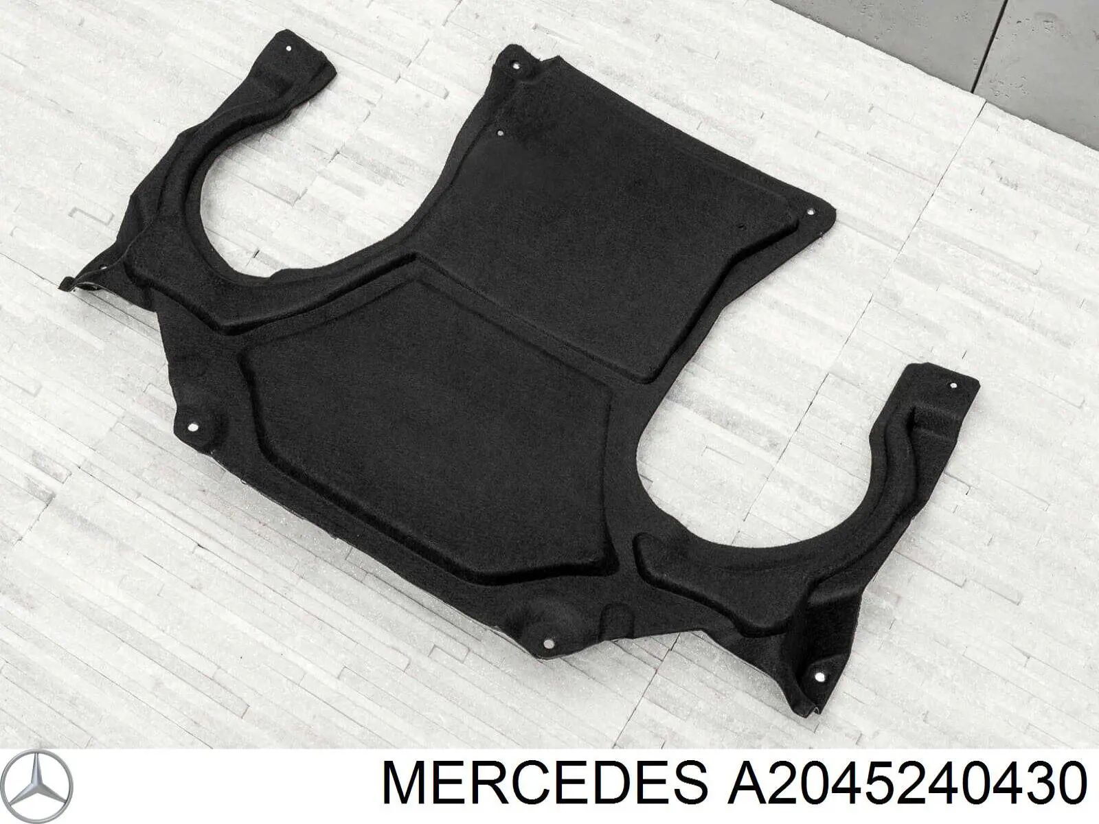 Защита двигателя A2045240430 Mercedes
