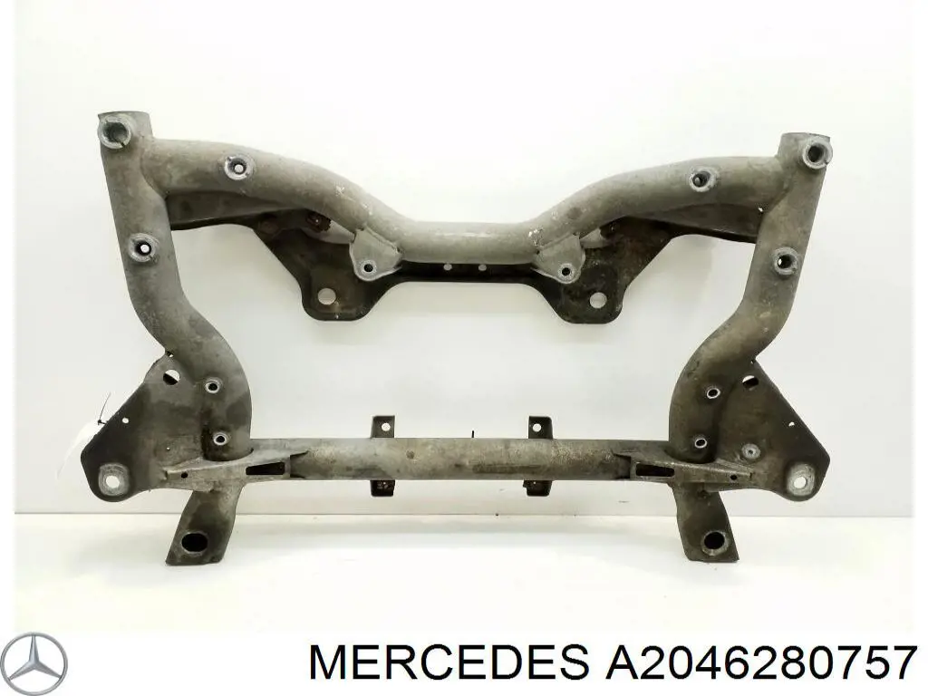 Подрамник передний A2046280757 Mercedes