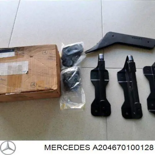 Стекло лобовое Mercedes 2046701001 цена, от 4475.00 UAH