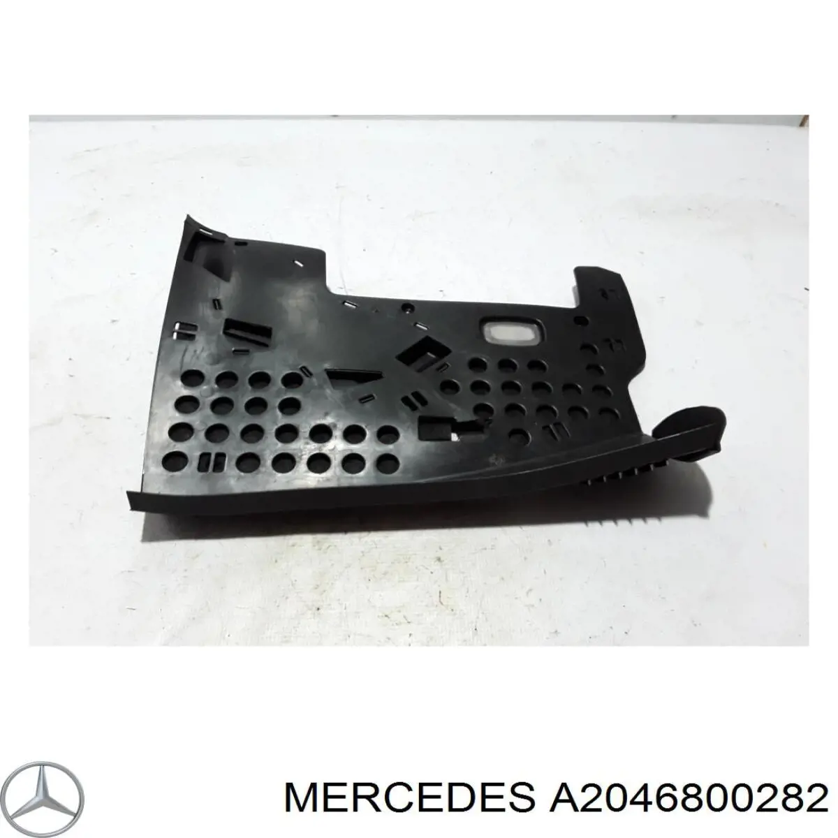  2046800282 Mercedes