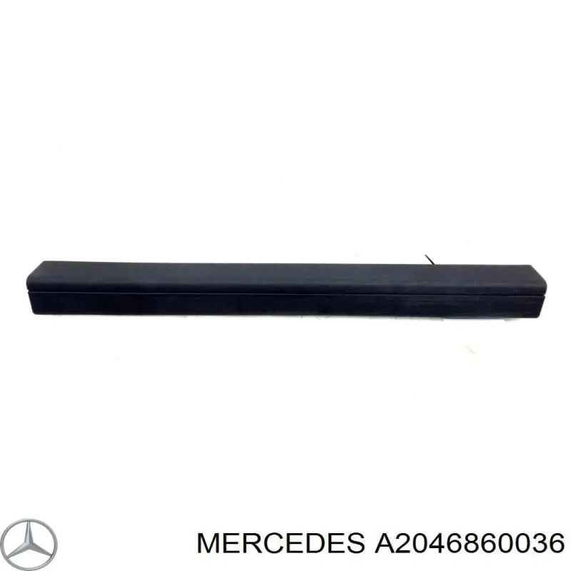 A2046860036 Mercedes Облицовка порога внутренняя, передняя правая