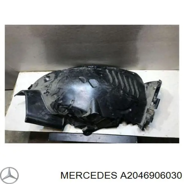 A2046906030 Mercedes подкрылок крыла переднего левый передний