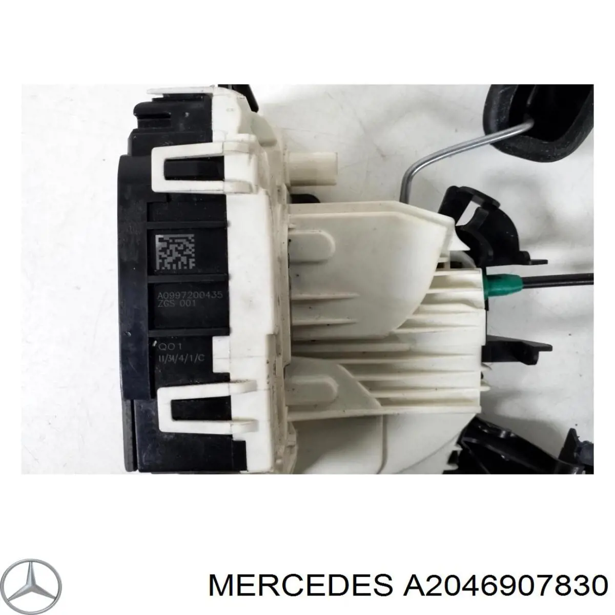 Купить A2046907830 Mercedes Подкрылок крыла переднего левый передний