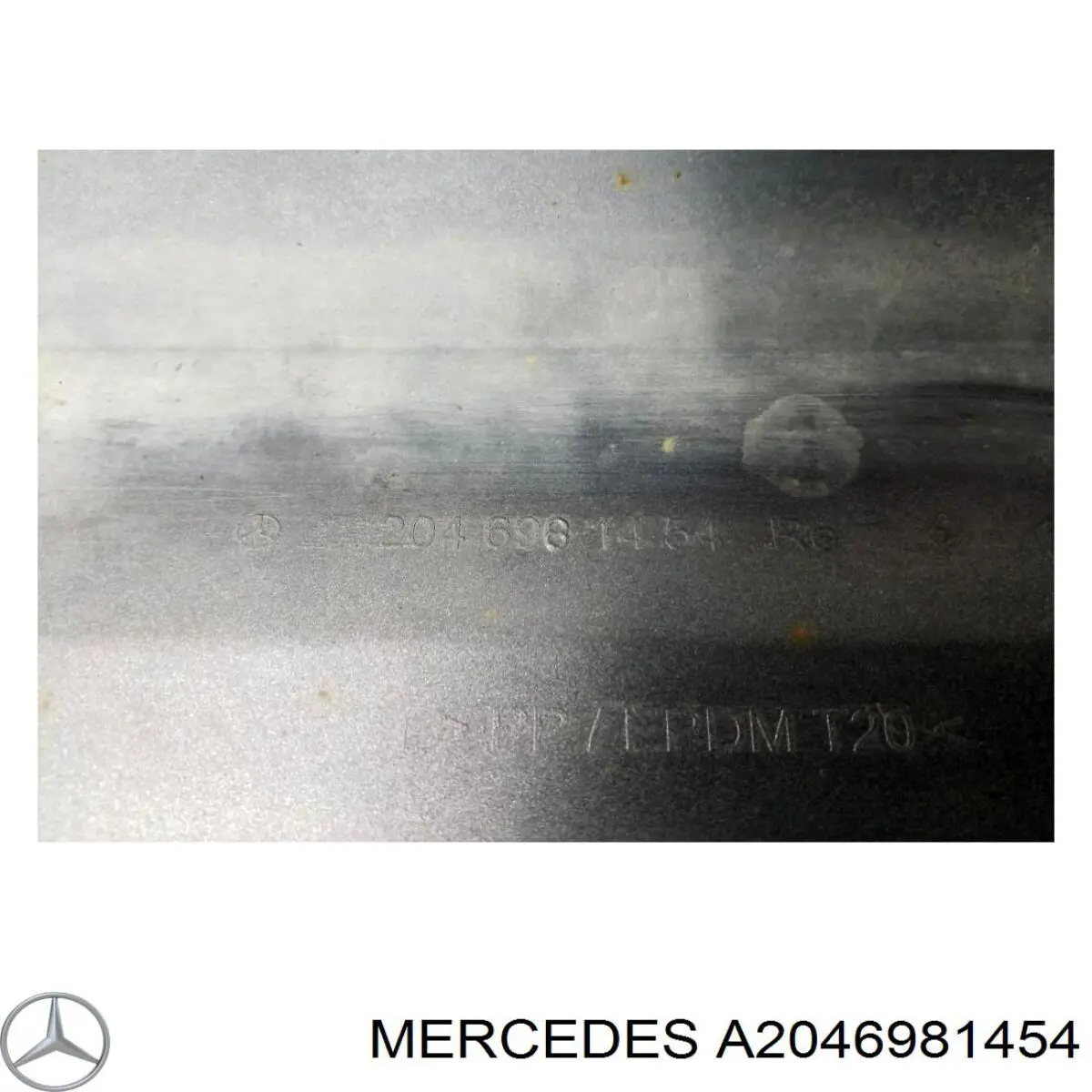 Накладка (молдинг) порога наружная правая A20469814549999 Mercedes