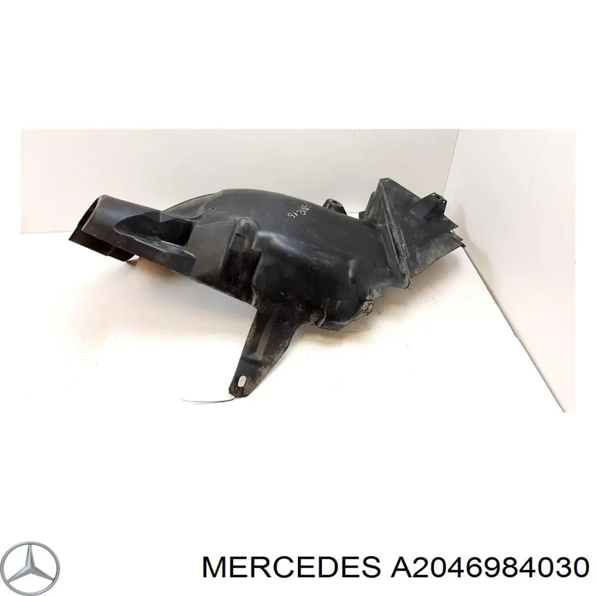  Mercedes 2046984030