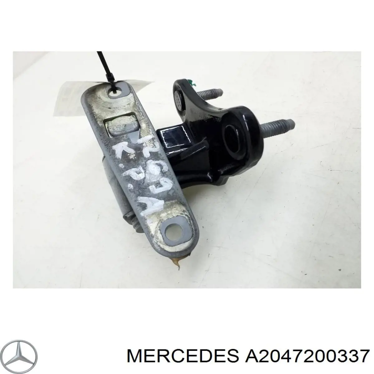 Купить A2047200337 Mercedes Завеса двери передней левой