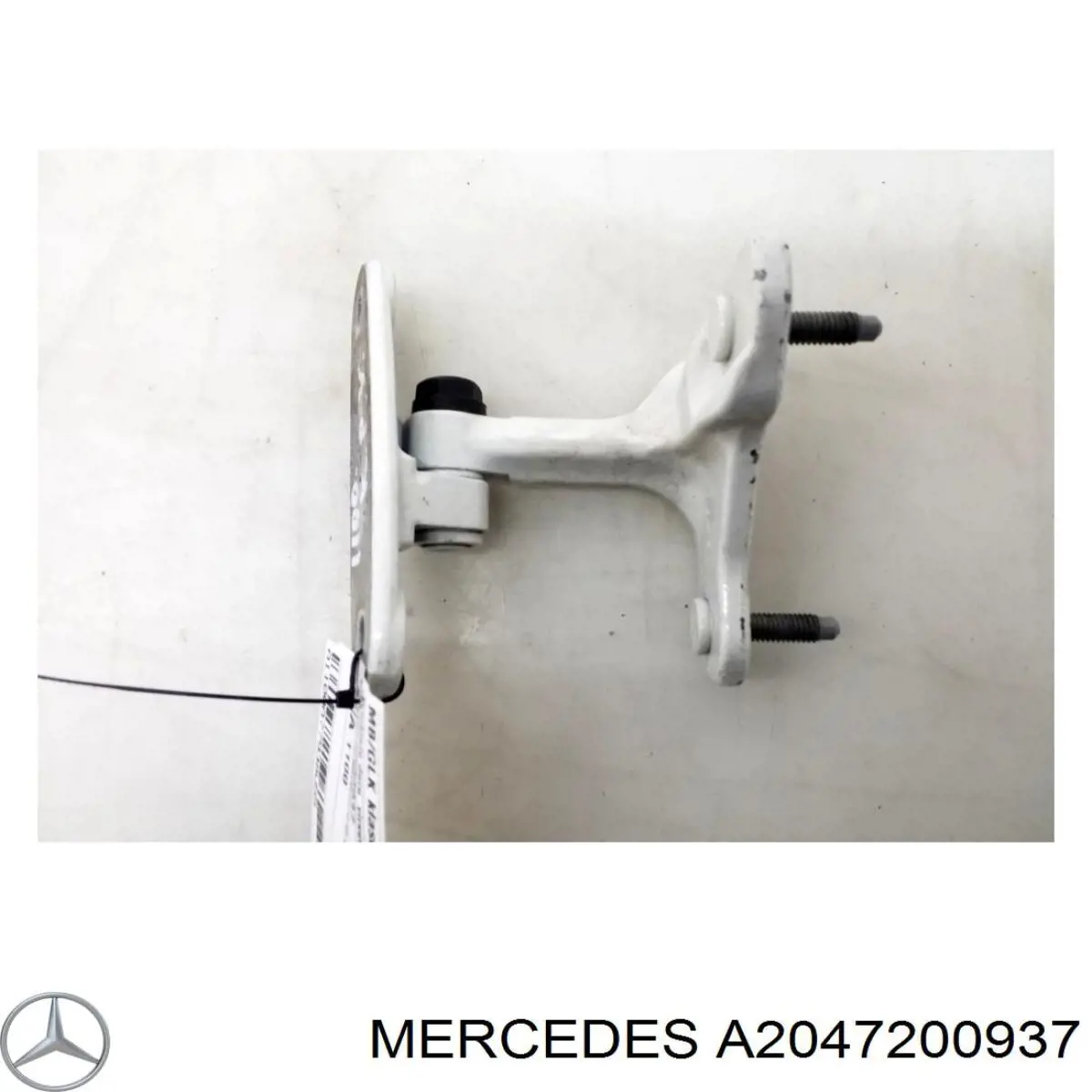 Купить A2047200937 Mercedes Завеса двери передней левой