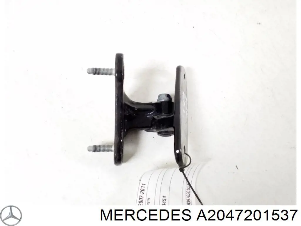 Купить A2047201537 Mercedes Завеса двери передней левой