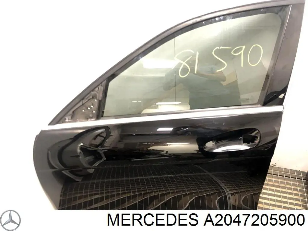 Porta dianteira esquerda para Mercedes C  W204