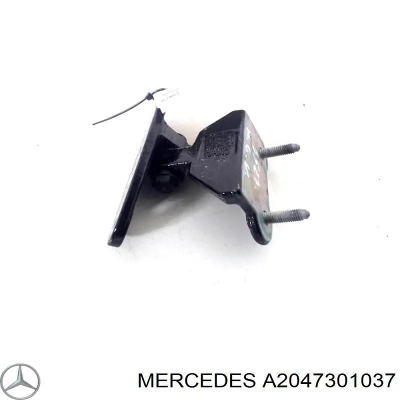 Петля задней двери, левой Mercedes A2047301037