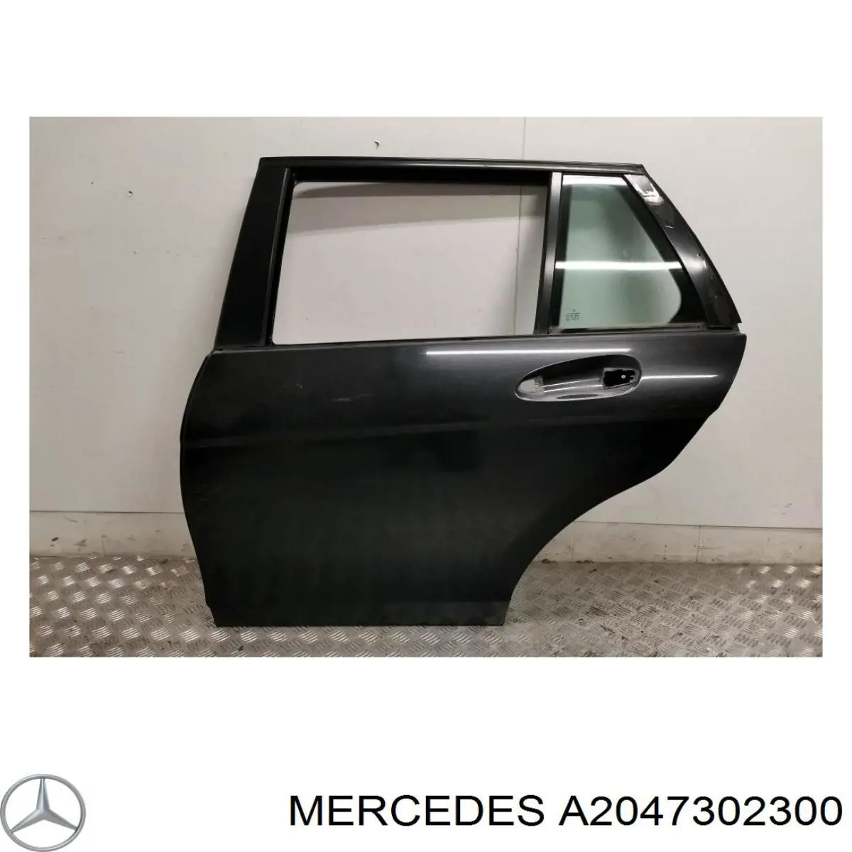  Дверь задняя левая Mercedes C 