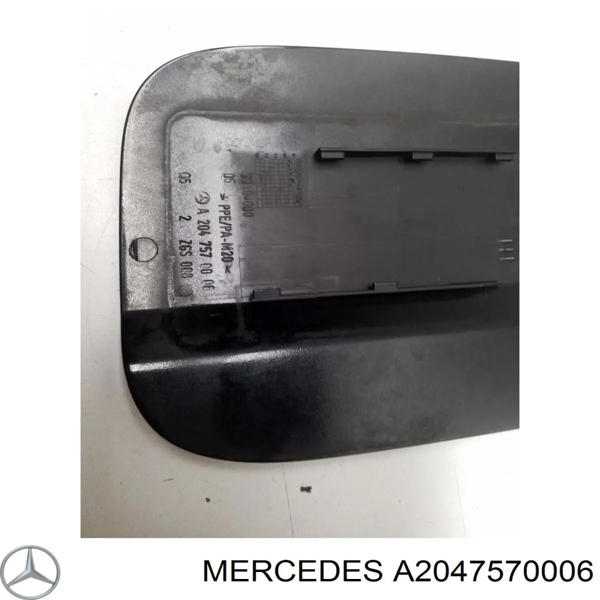 Лючок (дверца) бензобака Mercedes 2047570006 цена, от 14.08 USD