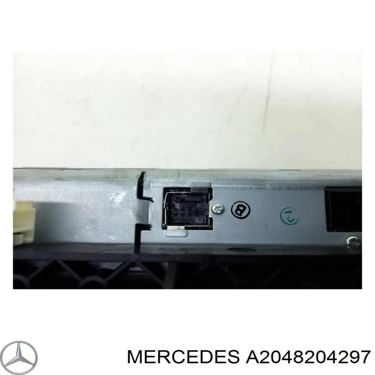 Дисплей многофункциональный 2048204297 Mercedes