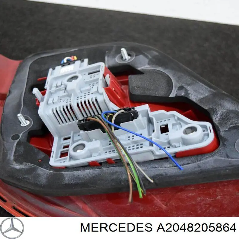 A2048205864 Mercedes lanterna traseira direita