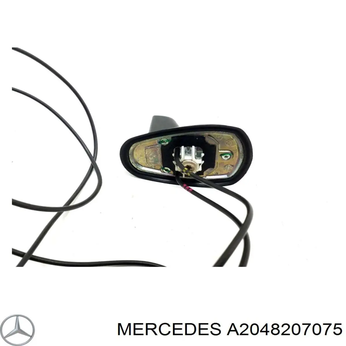 2048207075 Mercedes Антенна на крышу