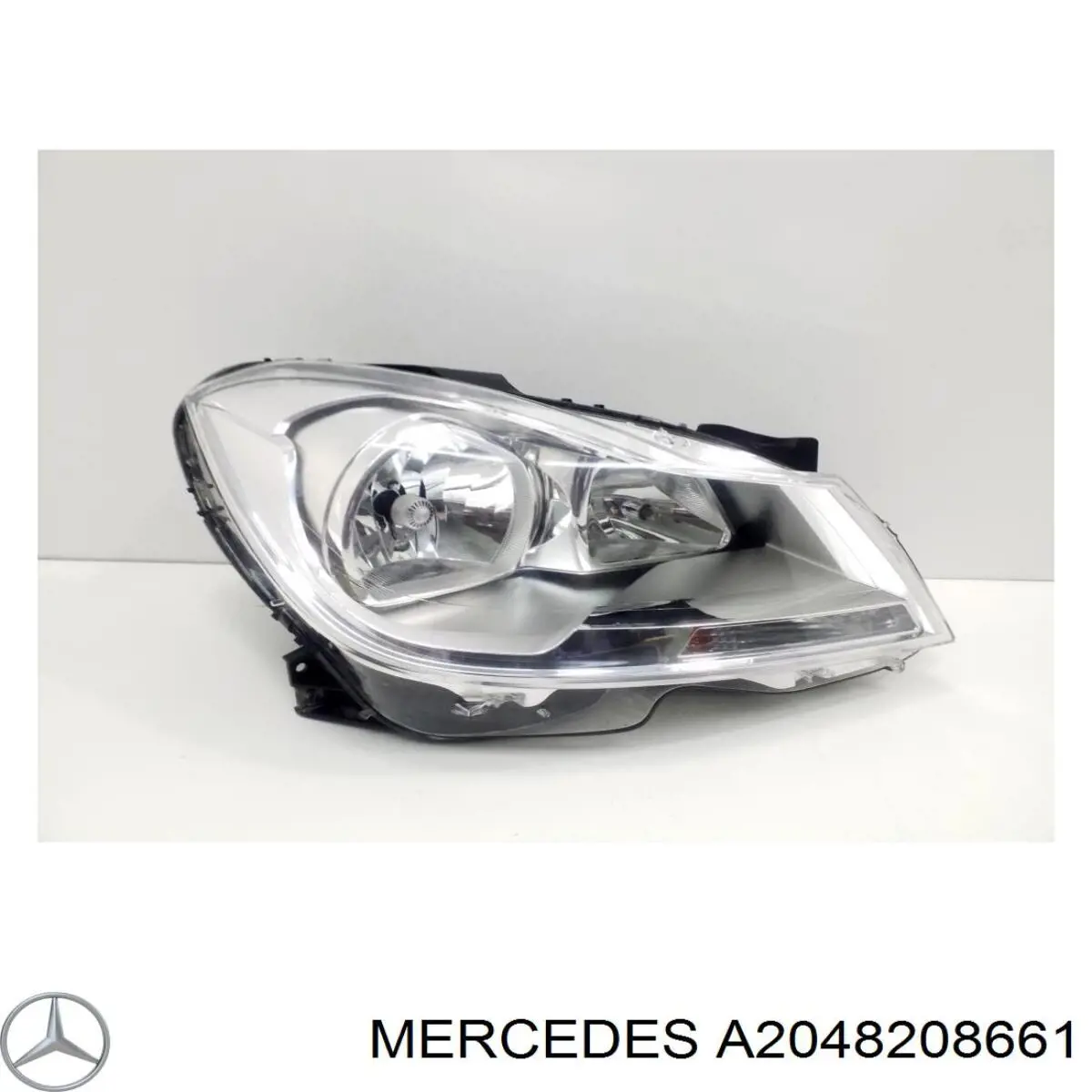 Правая фара 2049065403 Mercedes