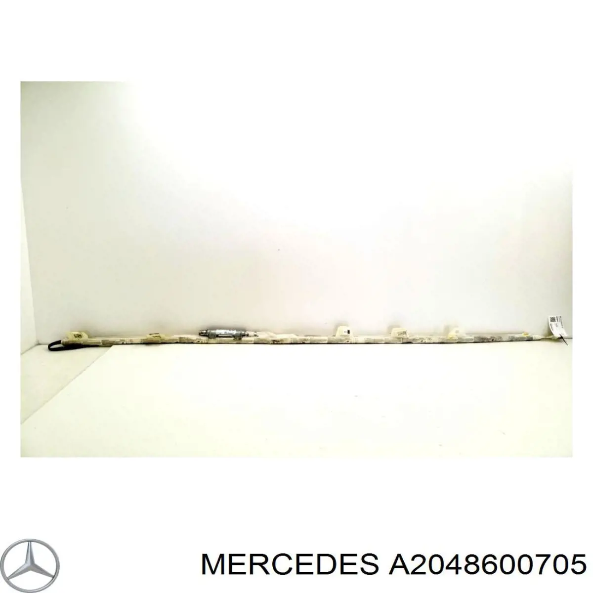 Купить A2048600705 Mercedes Шторка боковая, левая