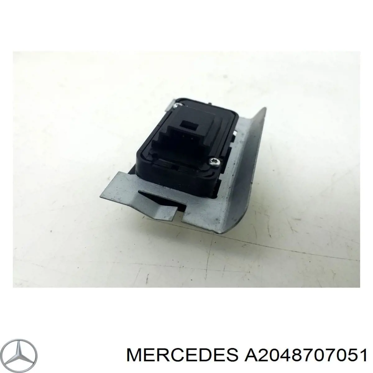 A2048707051 Mercedes 
