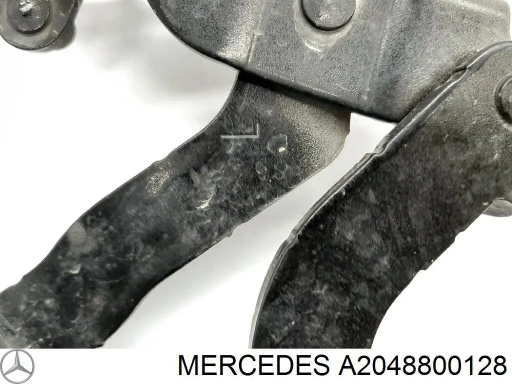Купить 2048800128 Mercedes Завеса капота левая