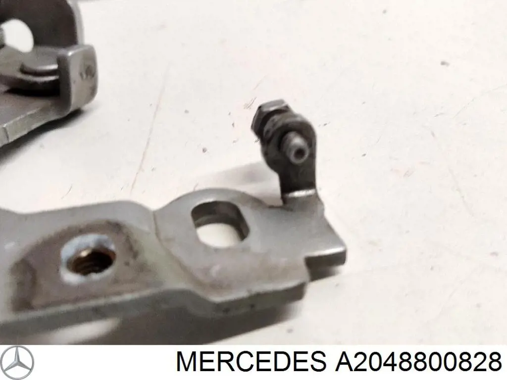 Петля капота, правая Mercedes A2048800828 цена, от 625 UAH