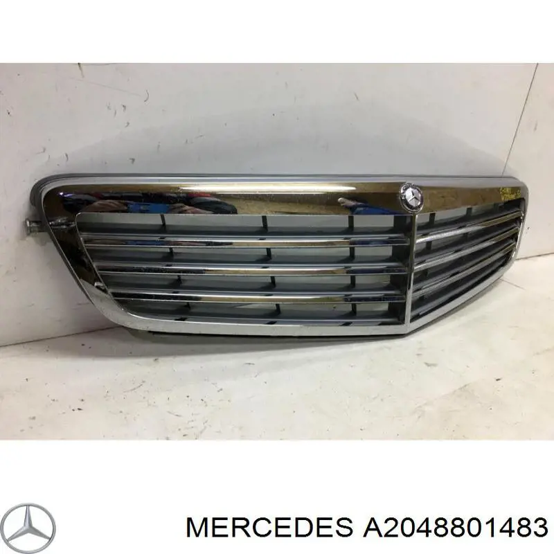 Купить A2048801483 Mercedes Решетка радиатора