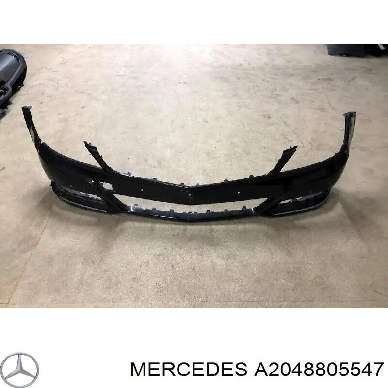 Передний бампер A2048805547 Mercedes