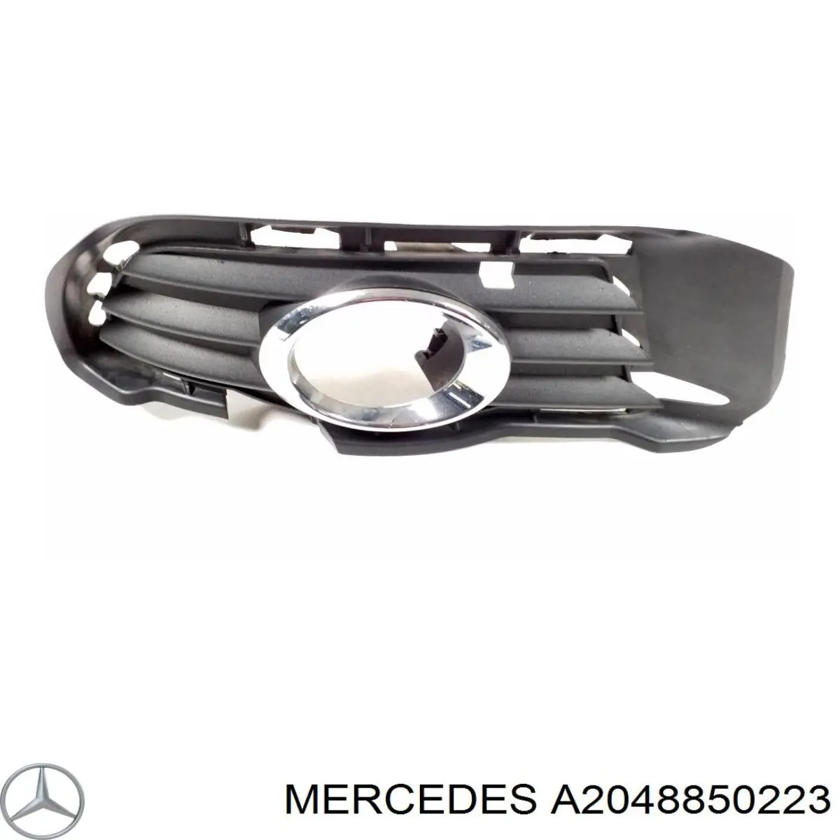 Заглушка (решетка) противотуманных фар бампера переднего правая 2048850223 Mercedes