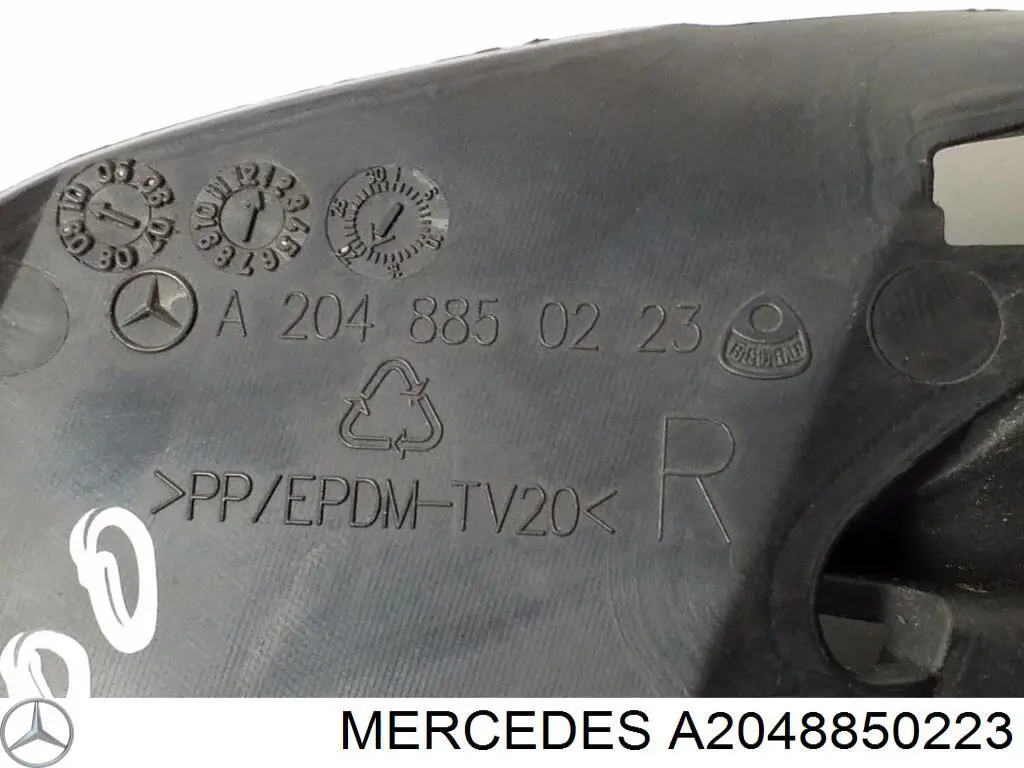 Заглушка противотуманки передней правой Mercedes 2048850223
