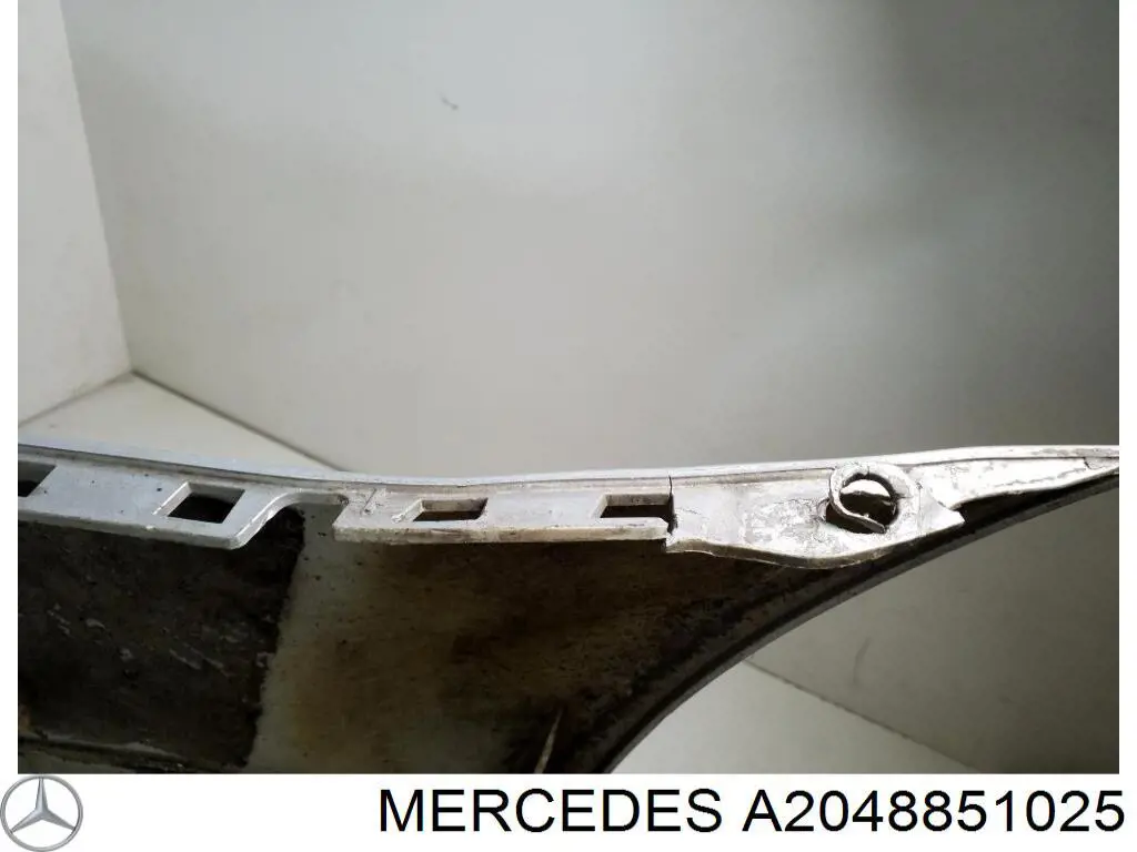 A2048851025 Mercedes pára-choque traseiro