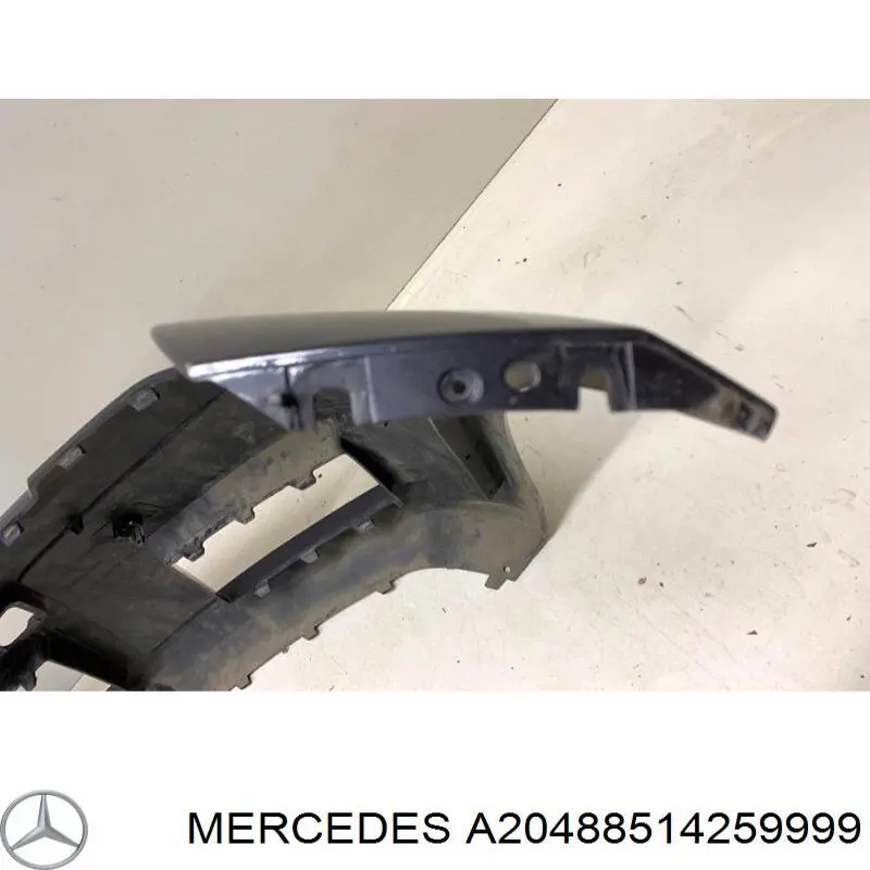 A20488514259999 Mercedes pára-choque dianteiro