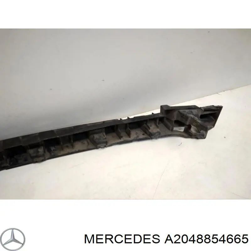 2048854665 Mercedes 