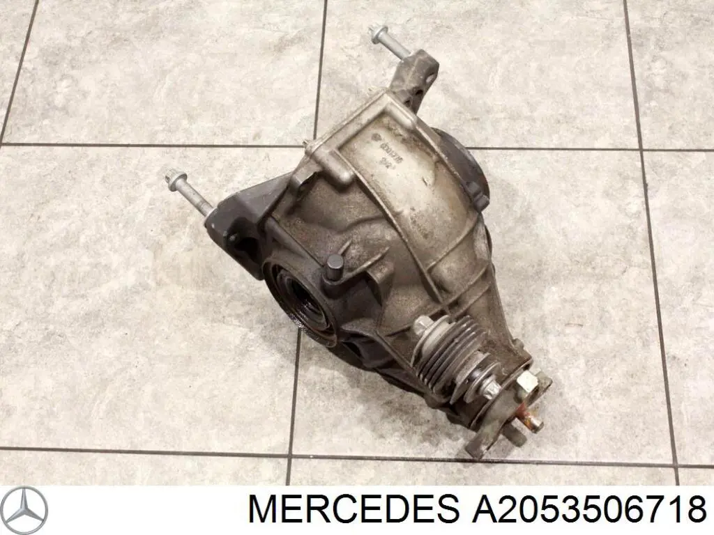 Задний редуктор 2053506718 Mercedes