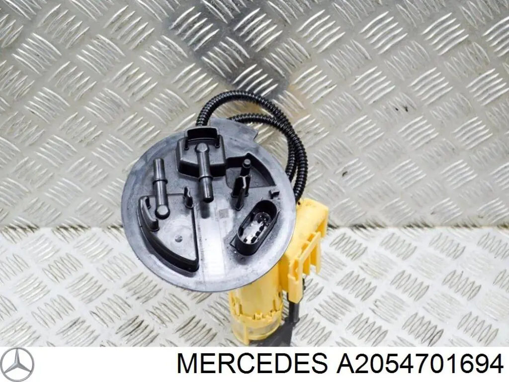 Топливный насос электрический, погружной на Mercedes E (S213)