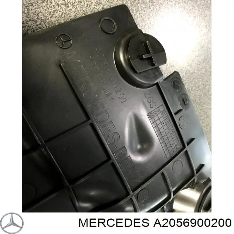 Лючок подкрылка переднего правого Autotechteile 1006961 цена, от 15.08 USD