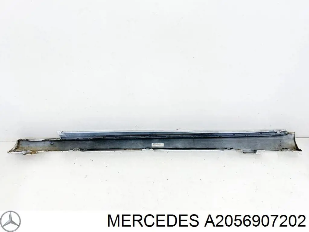 Накладка (молдинг) порога наружная правая Mercedes A2056907202 цена, от 55.81 USD